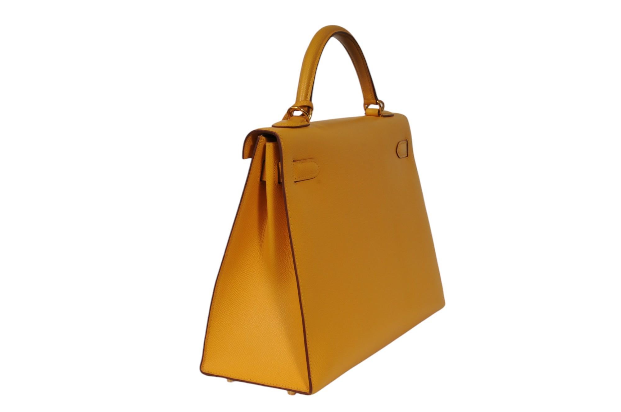 Hermes Kelly 32 Sellier Jaune Ambre Gold Hardware Vintage 2000's Crossbody im Zustand „Gut“ im Angebot in North Miami, FL