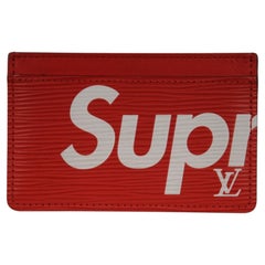 Porte-cartes Louis Vuitton Supreme, en cuir Epi rouge et blanc, avec logo