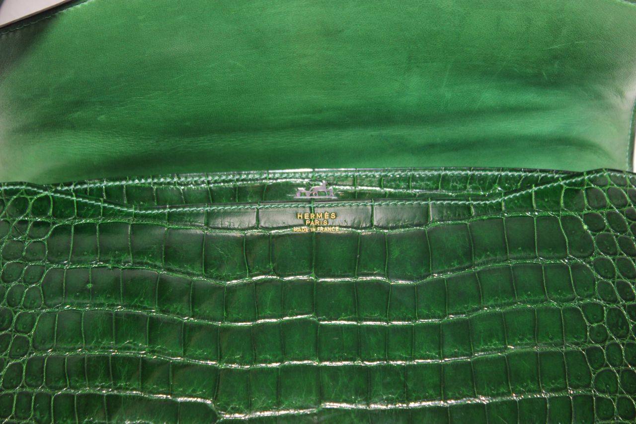 Women's Exceptional Hermes Lock green Croco Handbag