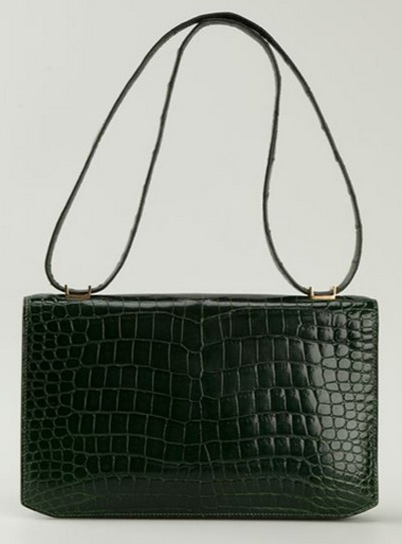 Exceptional Hermes Lock green Croco Handbag In Excellent Condition In Verviers, BE