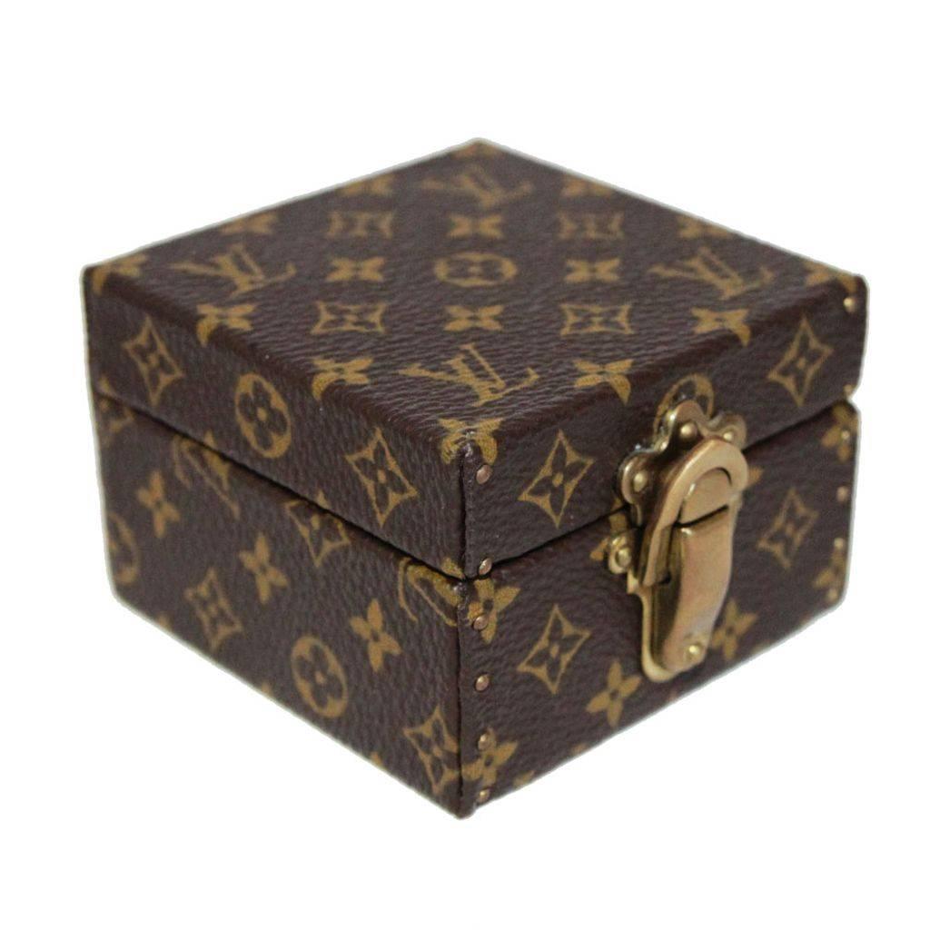 louis vuitton pill box