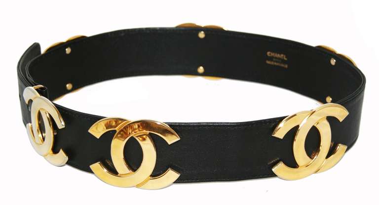 Exceptional Huge Chanel CC Belt 1990 In Excellent Condition In Verviers, BE