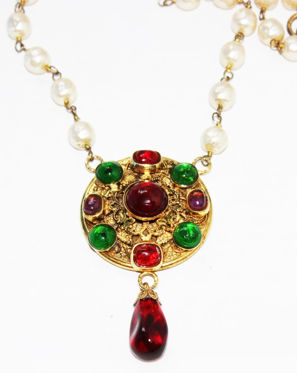 Gorgeous and highly collectable Chanel Vintage Gripoix Necklace of 1985, Mademoiselle Chanel Byzantine style. Excellent condition (no pearls' peeling). Size: Length: 55 cm - 21 2/3 in. Pendant: 9 x 5 cm - 3.5 x 2 in.