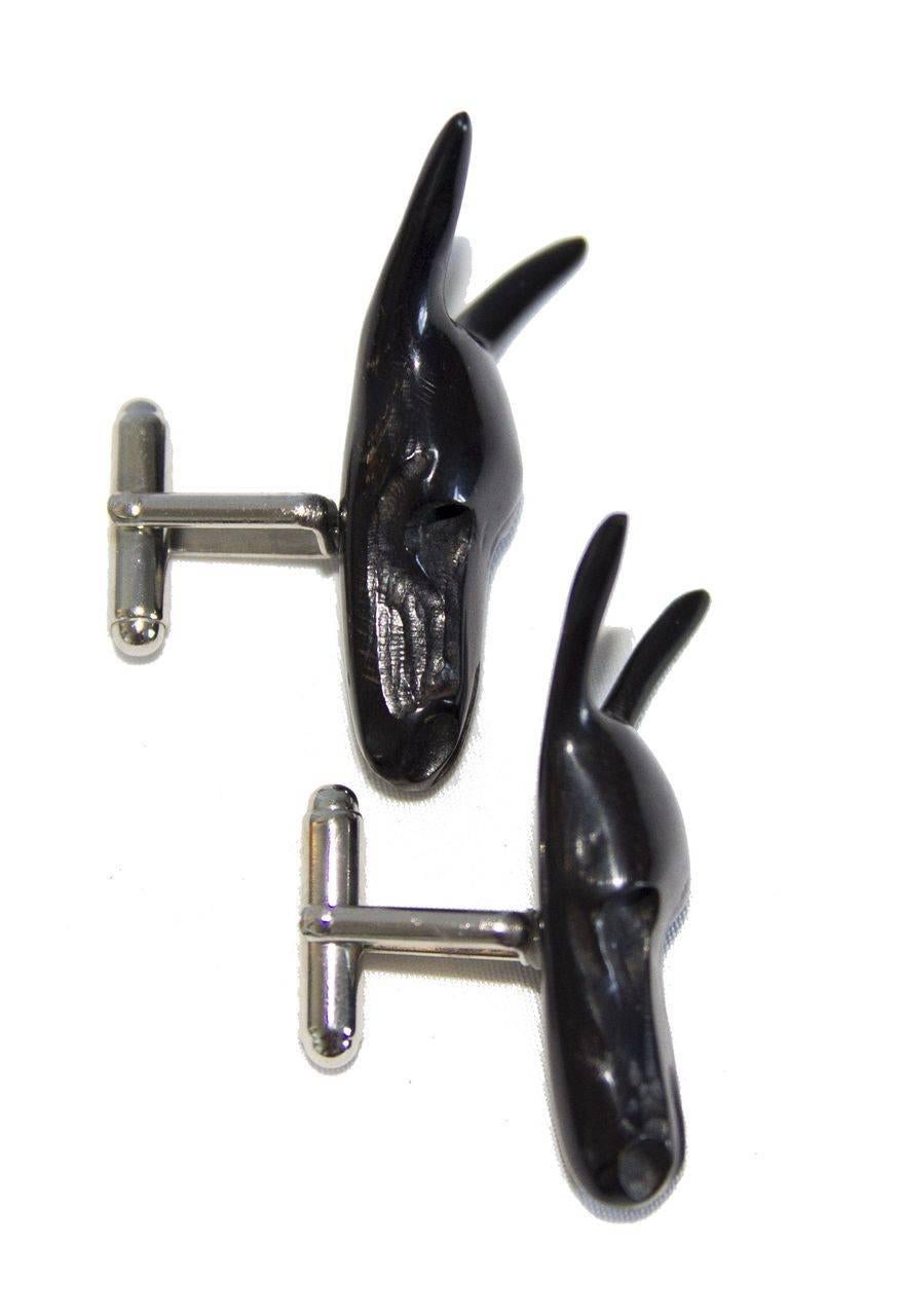 Unique & gorgeous black sculptural Kanguro Cufflinks. Défilé cufflinks of Christian Lacroix. Made of silver plated metal and black resin. 

Excellent vintage condition. Size: Diameter: 4.5 x 1.5 cm - 1.8 x 0.6 in. 
