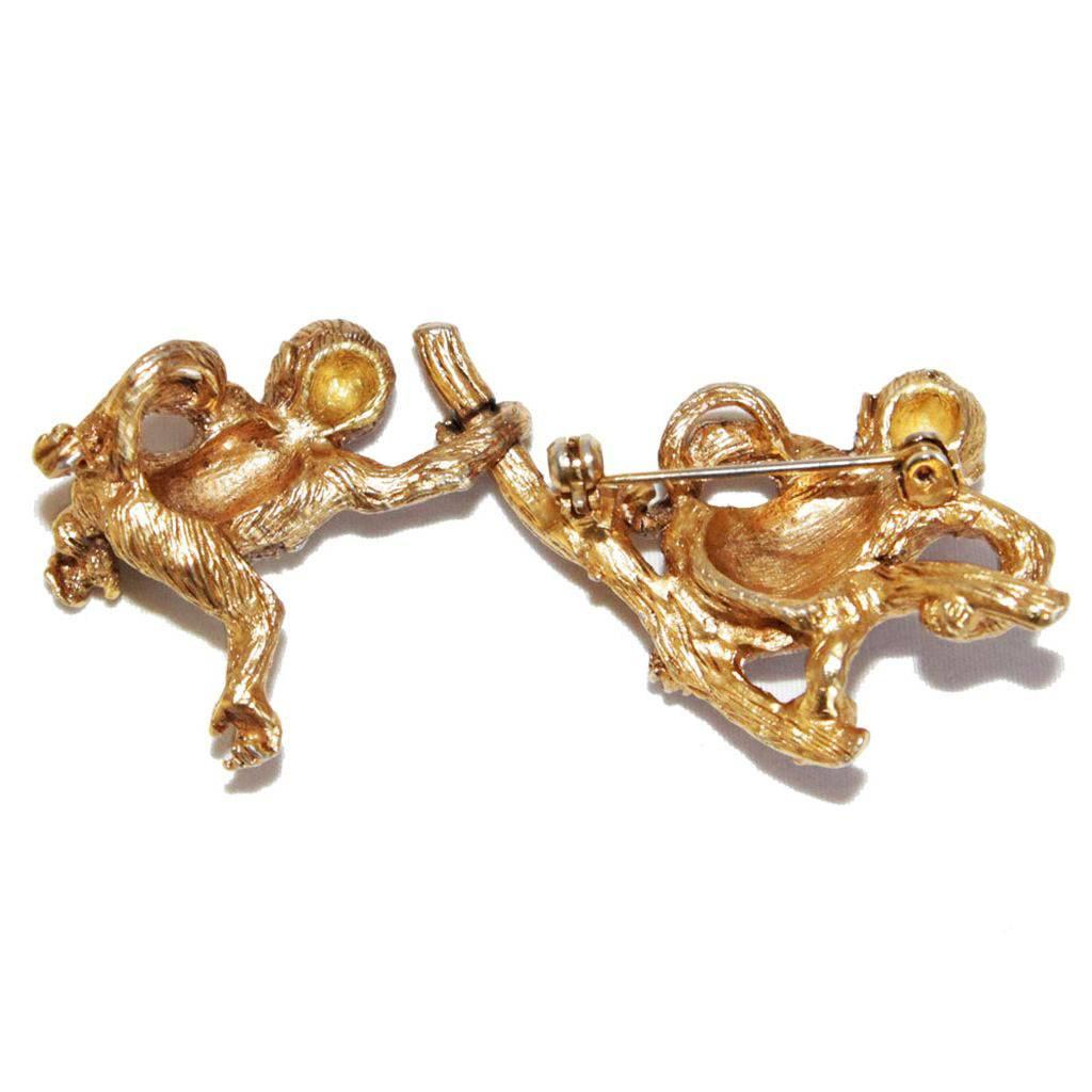 Exceptional vintage monkeys brooch c.1960 In Excellent Condition In Verviers, BE