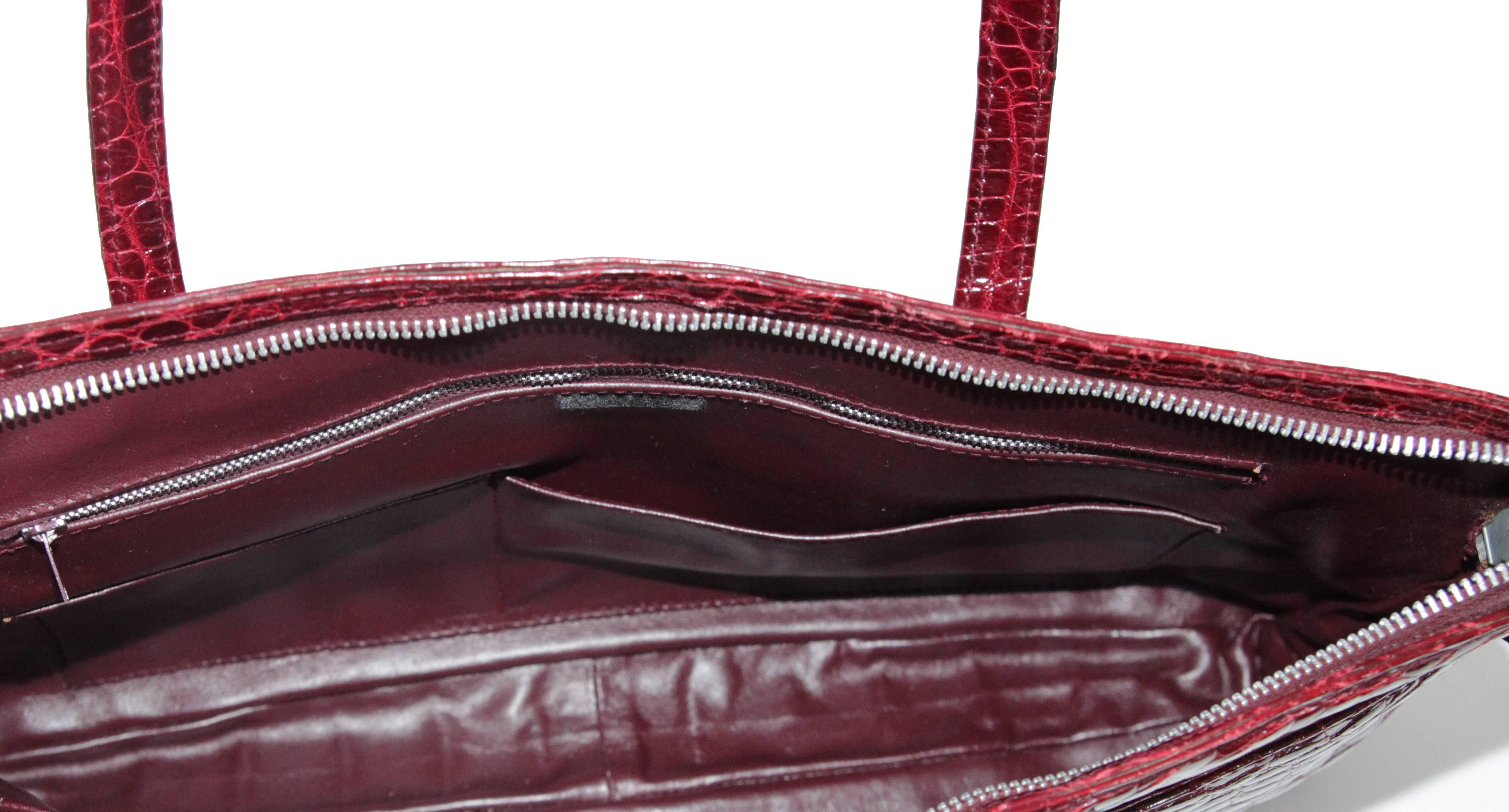 Colombo Milano burgundy croco handbag 1980 In Excellent Condition In Verviers, BE