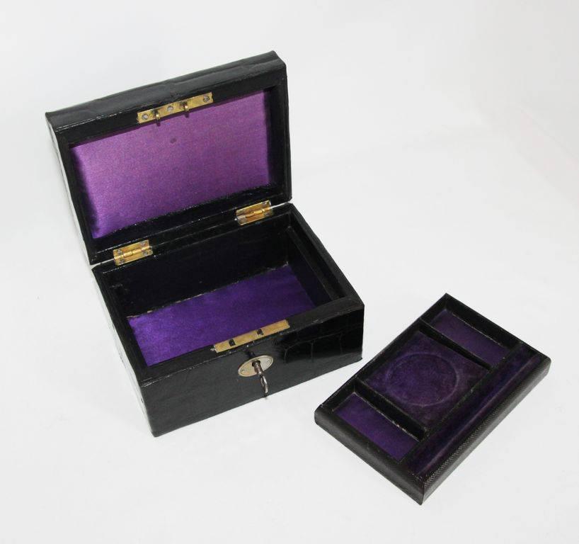 Retro black crocodile jewellery box For Sale 2