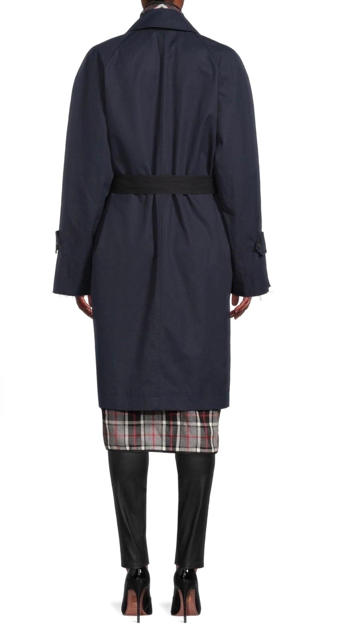 BALENCIAGA by Demna Gvasalia Resort 2019 Layered Oversized Navy Trenchcoat im Angebot 9