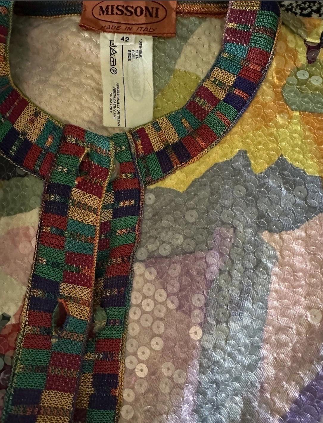 Missoni Vintage Runway P/E 1991 Mini abito in seta con lustrini floreali, giacca cardigan in vendita 4