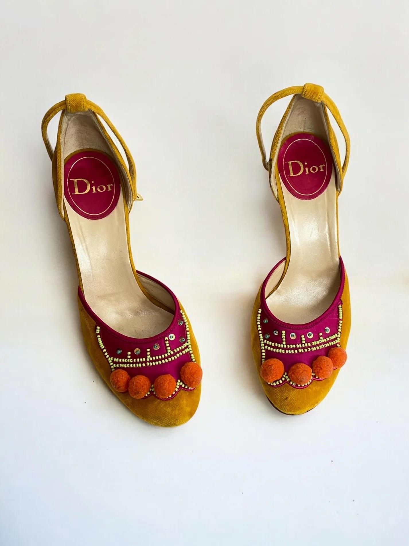 Christian Dior for Christian Dior, John Galliano Velvet Pom Pom Heels, AI 2002 in vendita 1