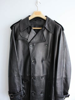 Trench da uomo in pelle nera della collezione Gucci by Tom Ford Autunno/Inverno 2001