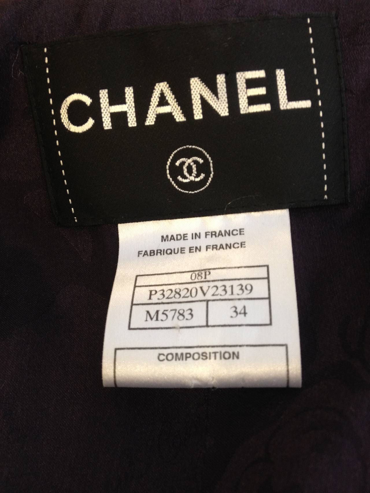 Women's Chanel Plum Tweed Double-Breasted Blazer For Sale