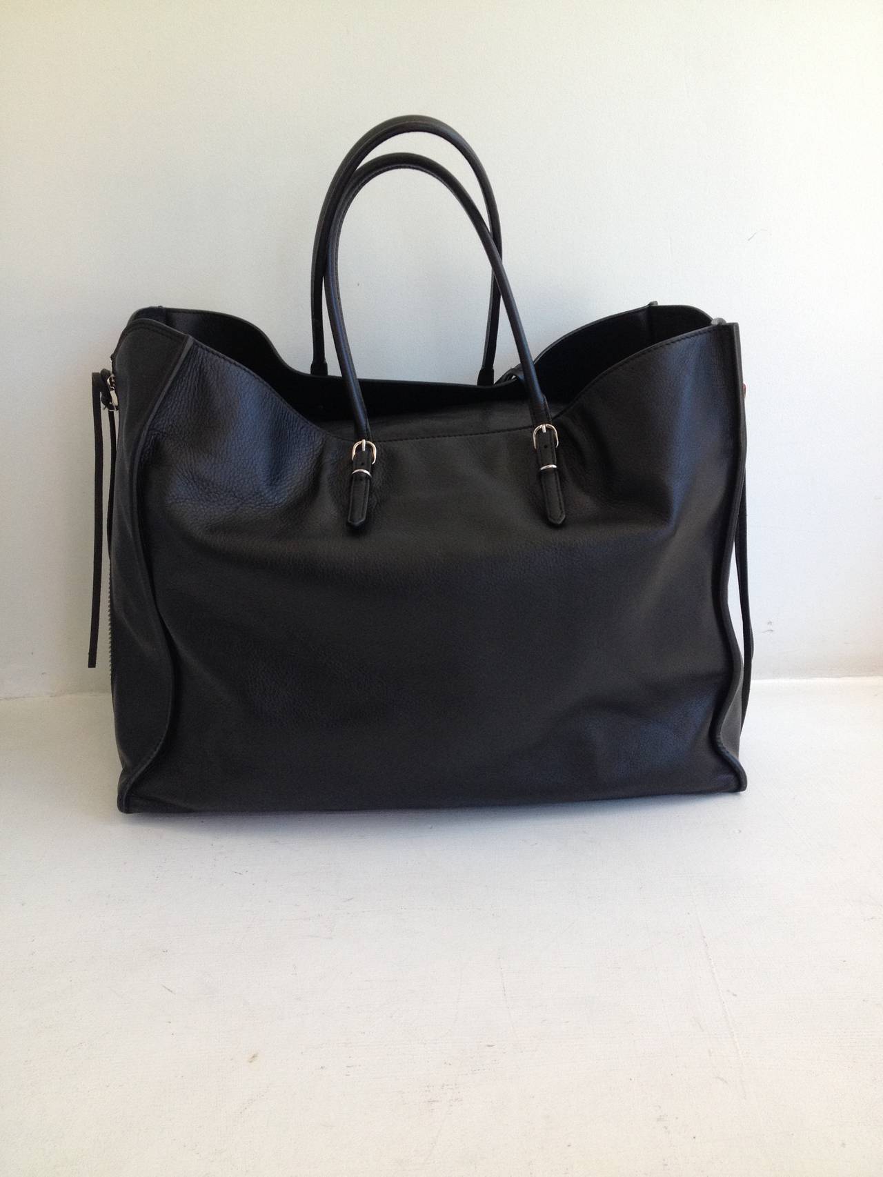 Balenciaga Black Leather Papier A4 Tote In Excellent Condition In San Francisco, CA