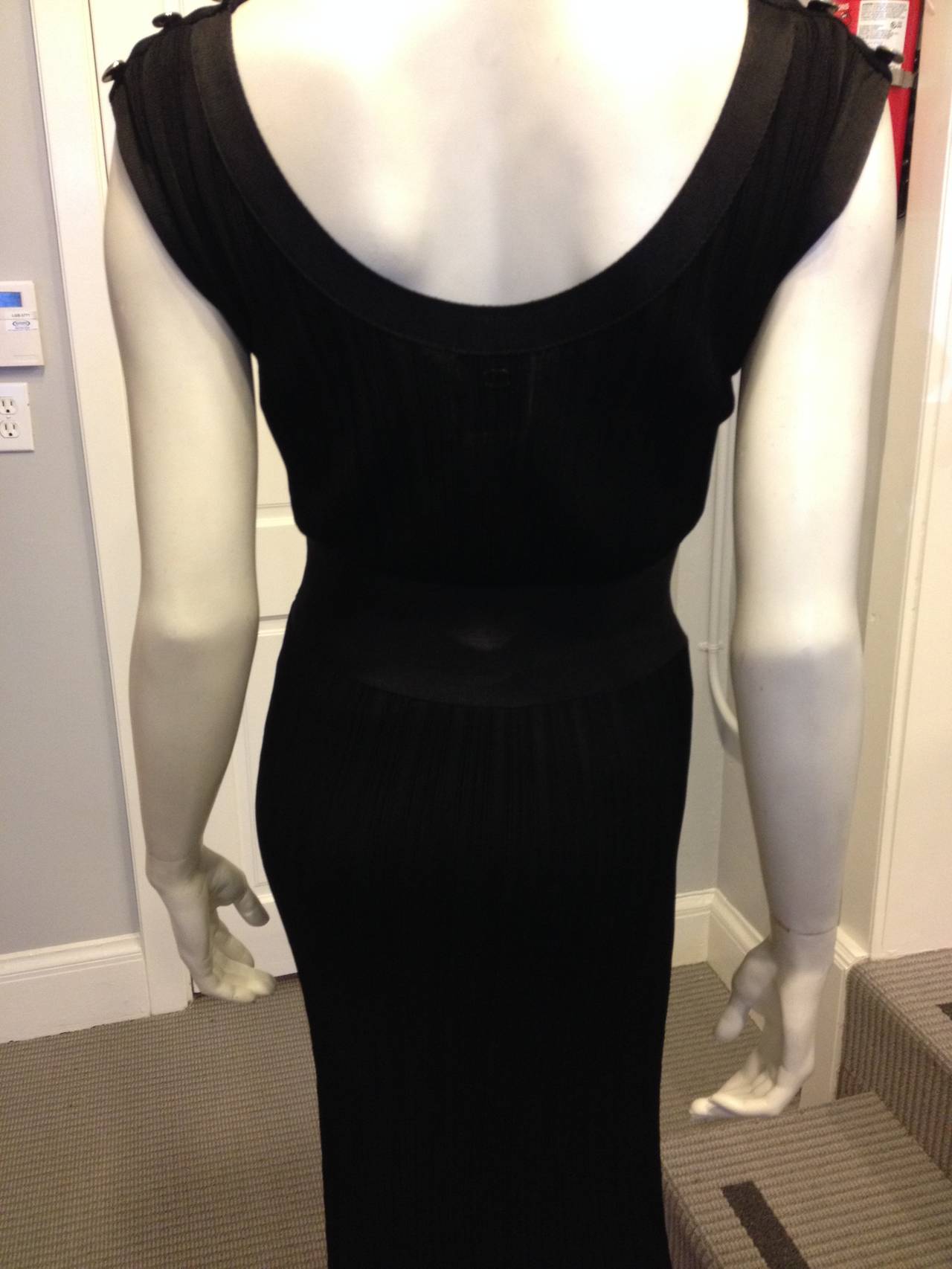 Women's Chanel Black Knit Sleeveless Gown