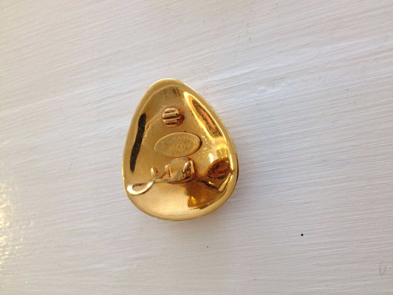 Chanel Gold Double C Earrings In Excellent Condition In San Francisco, CA