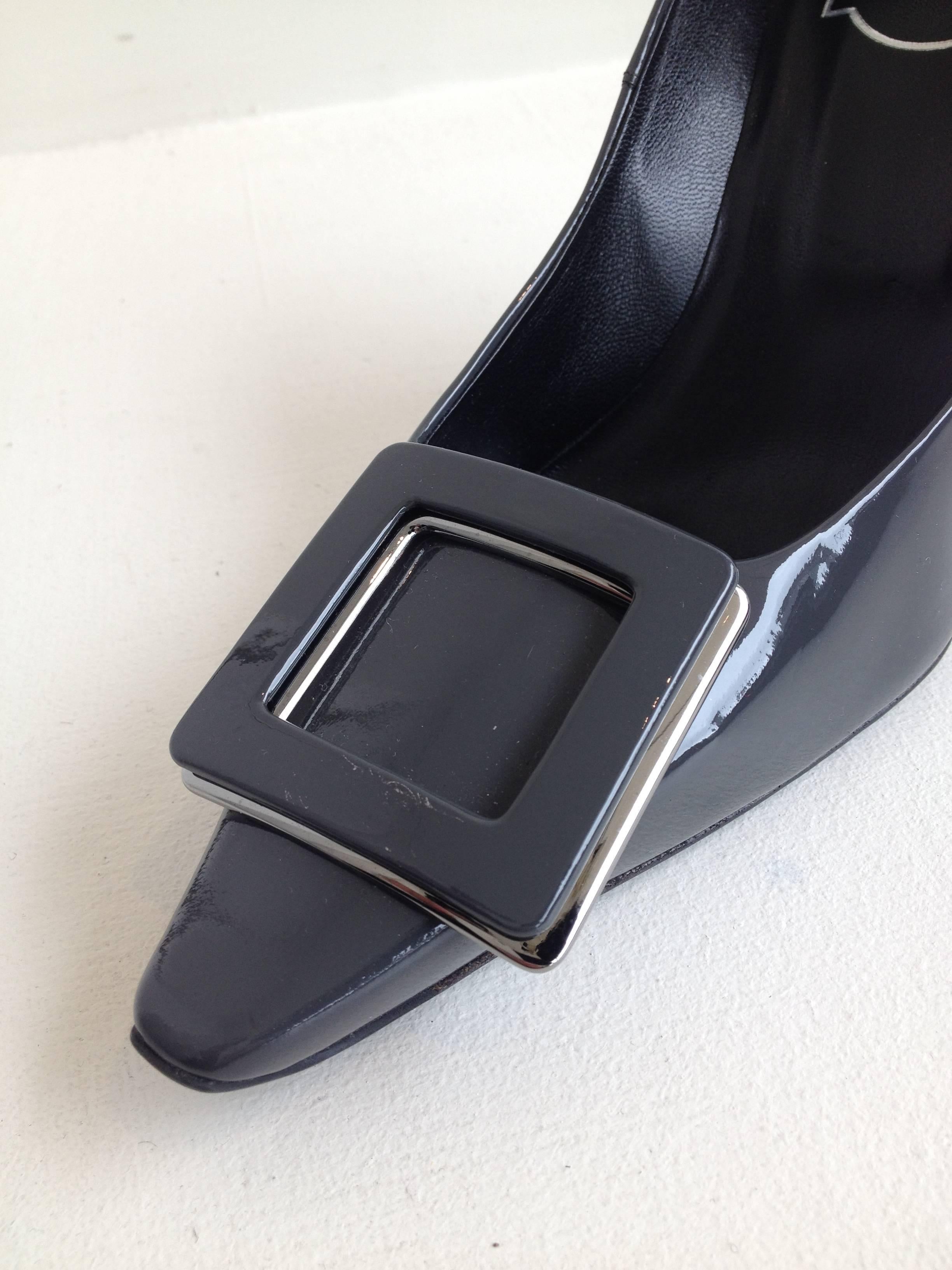 Women's Roger Vivier Grey Patent Leather Heels