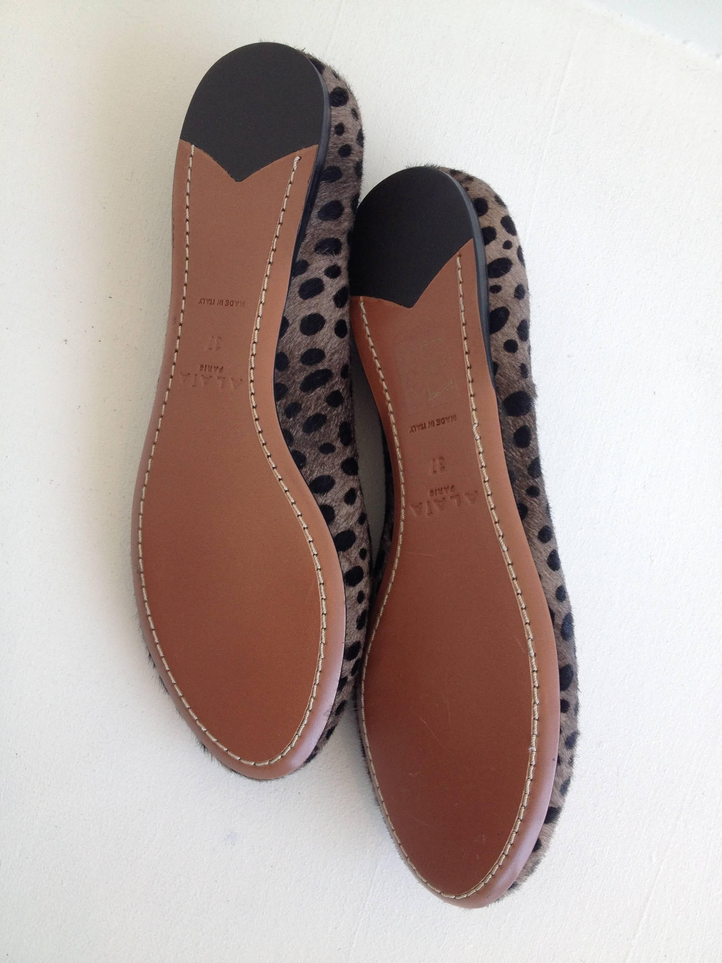 Alaia Brown Spotted Ponyhair Flats Size 37 2