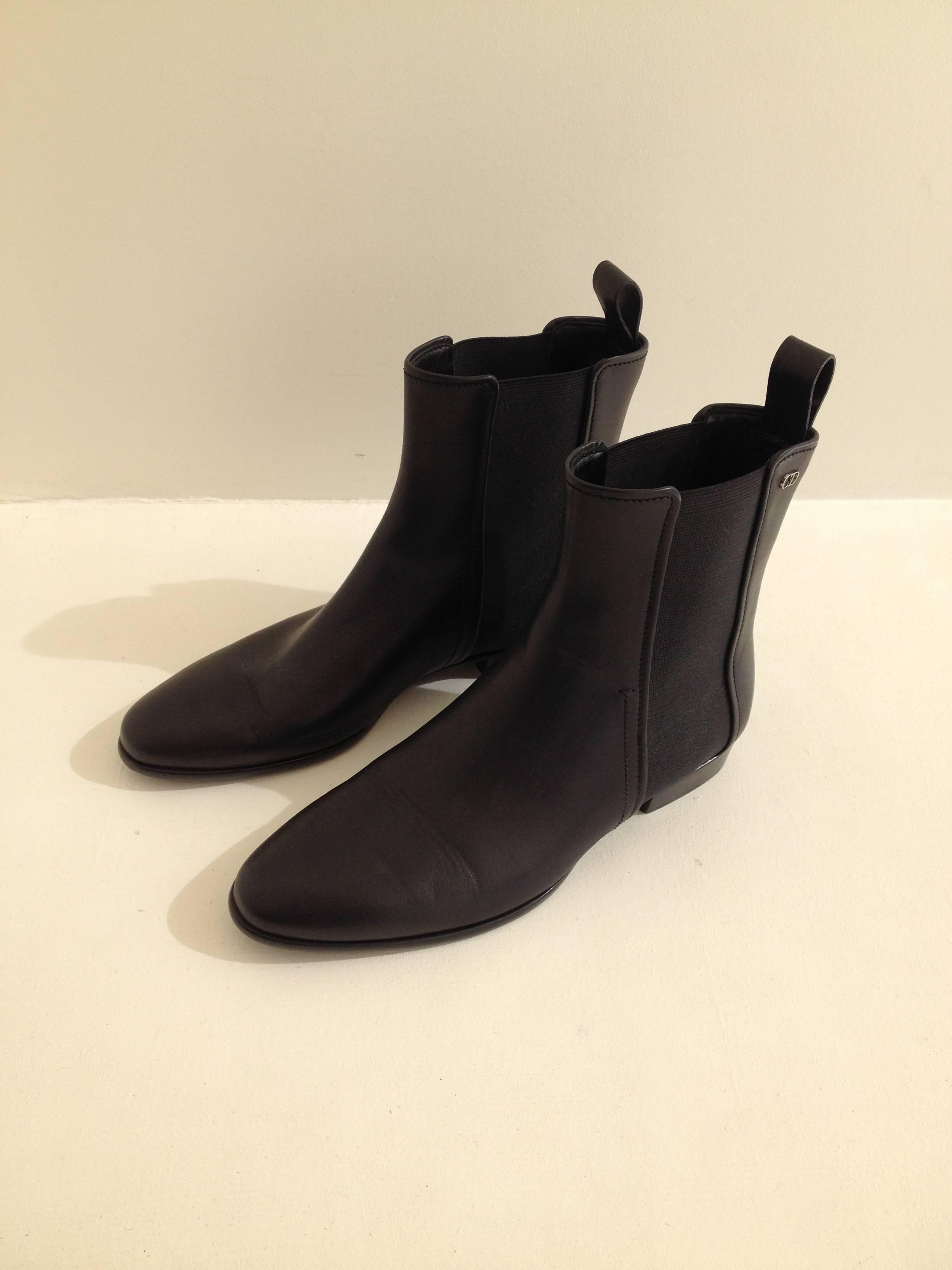 Christian Dior Black Leather Ankle Boot Size 37 (6.5) In New Condition For Sale In San Francisco, CA