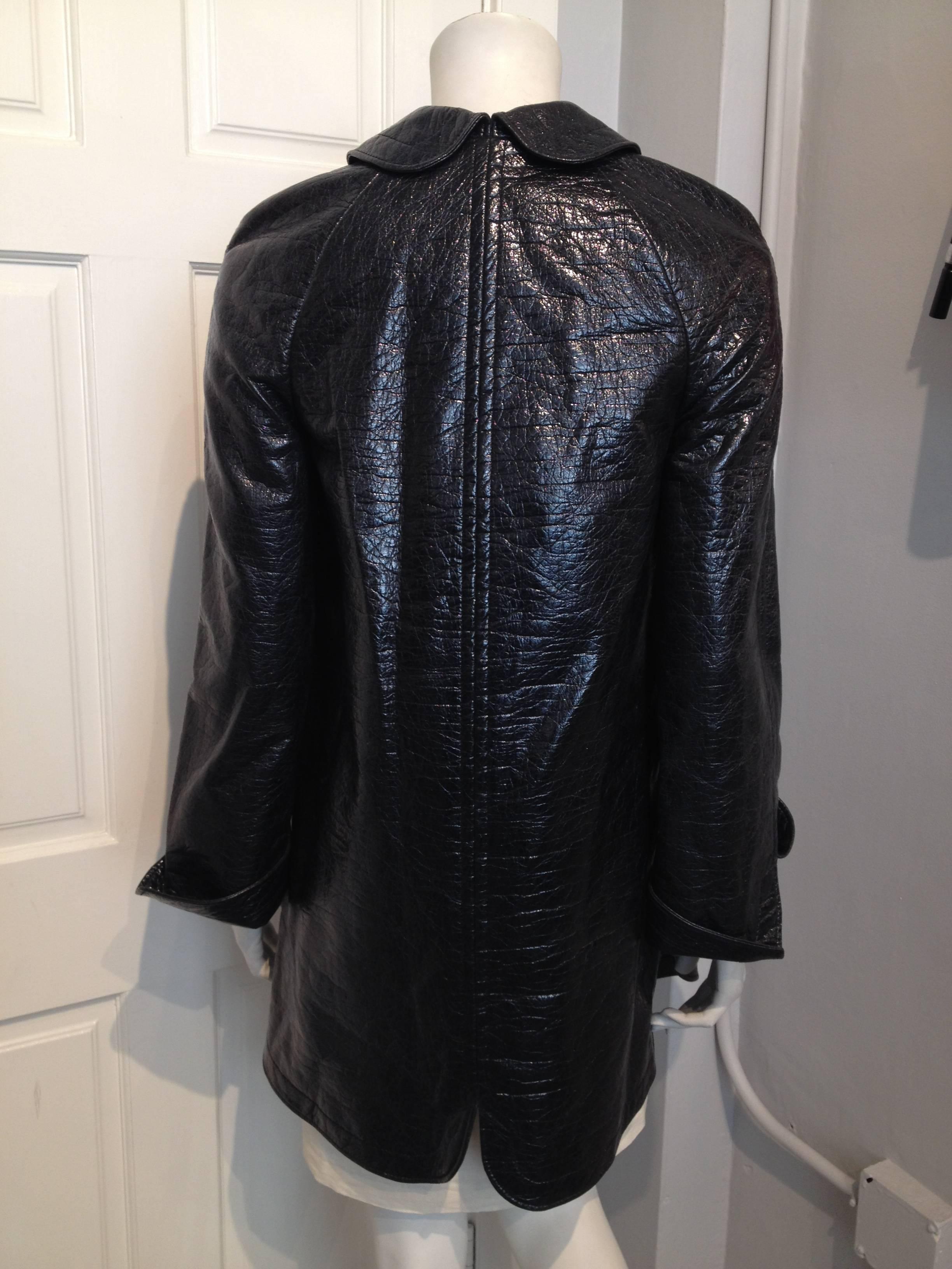Balenciaga Black Shiny Textured Coat Size 36 (4) In Excellent Condition In San Francisco, CA