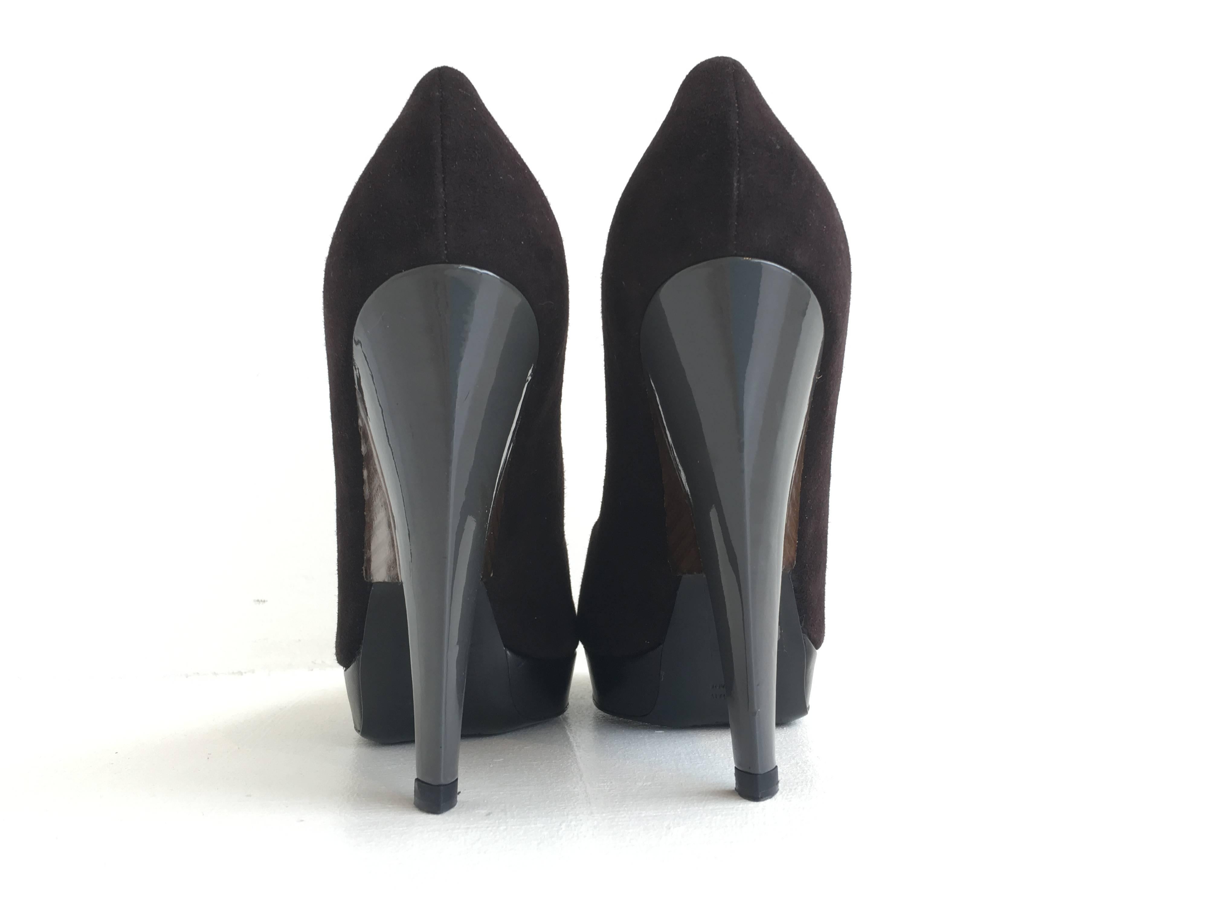 Women's Yves Saint Laurent Brown Suede Platform Heel (37) For Sale