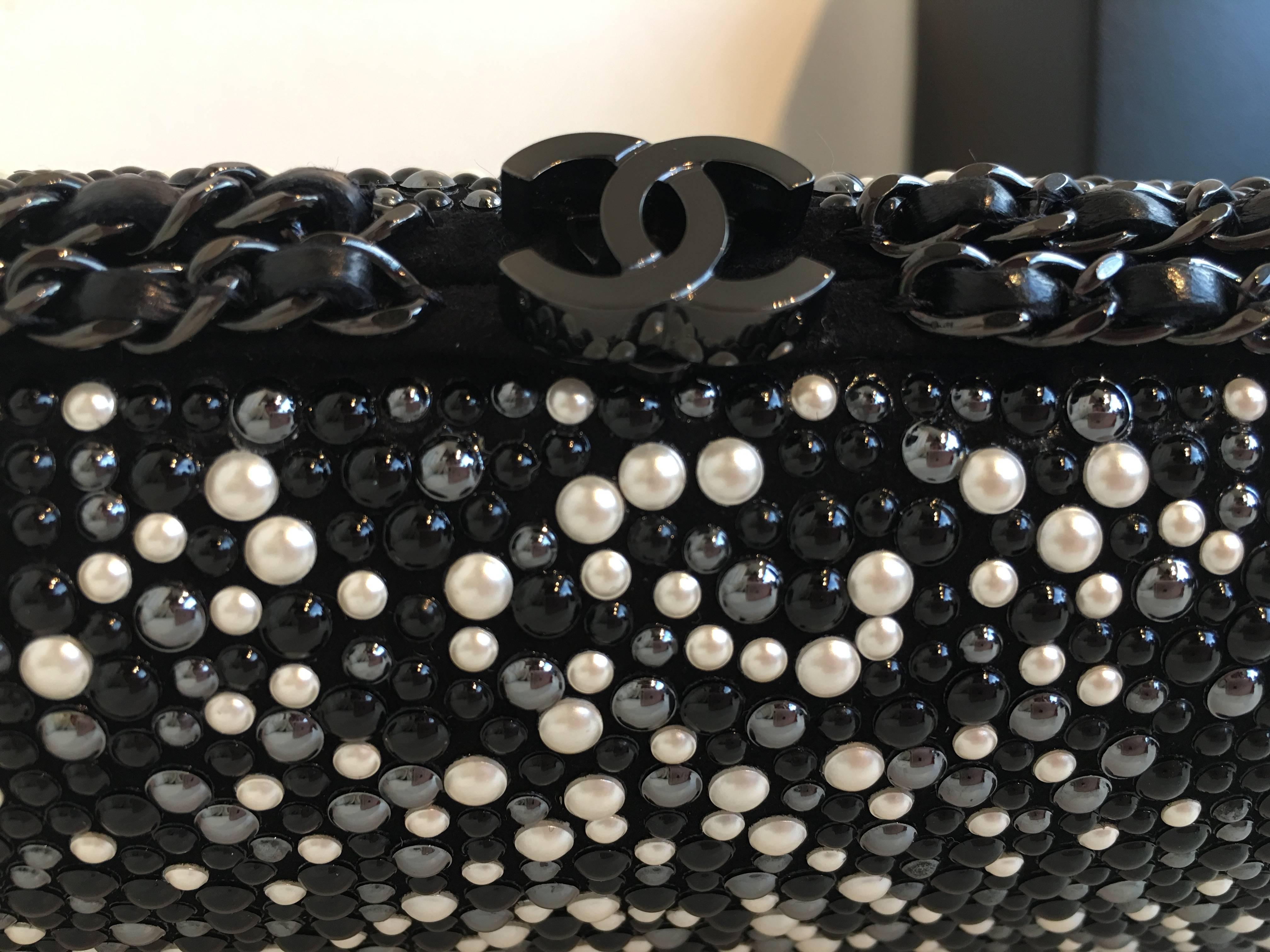 Chanel Pearl Embroidered Clutch from Pre-Fall 2014 In Excellent Condition In San Francisco, CA