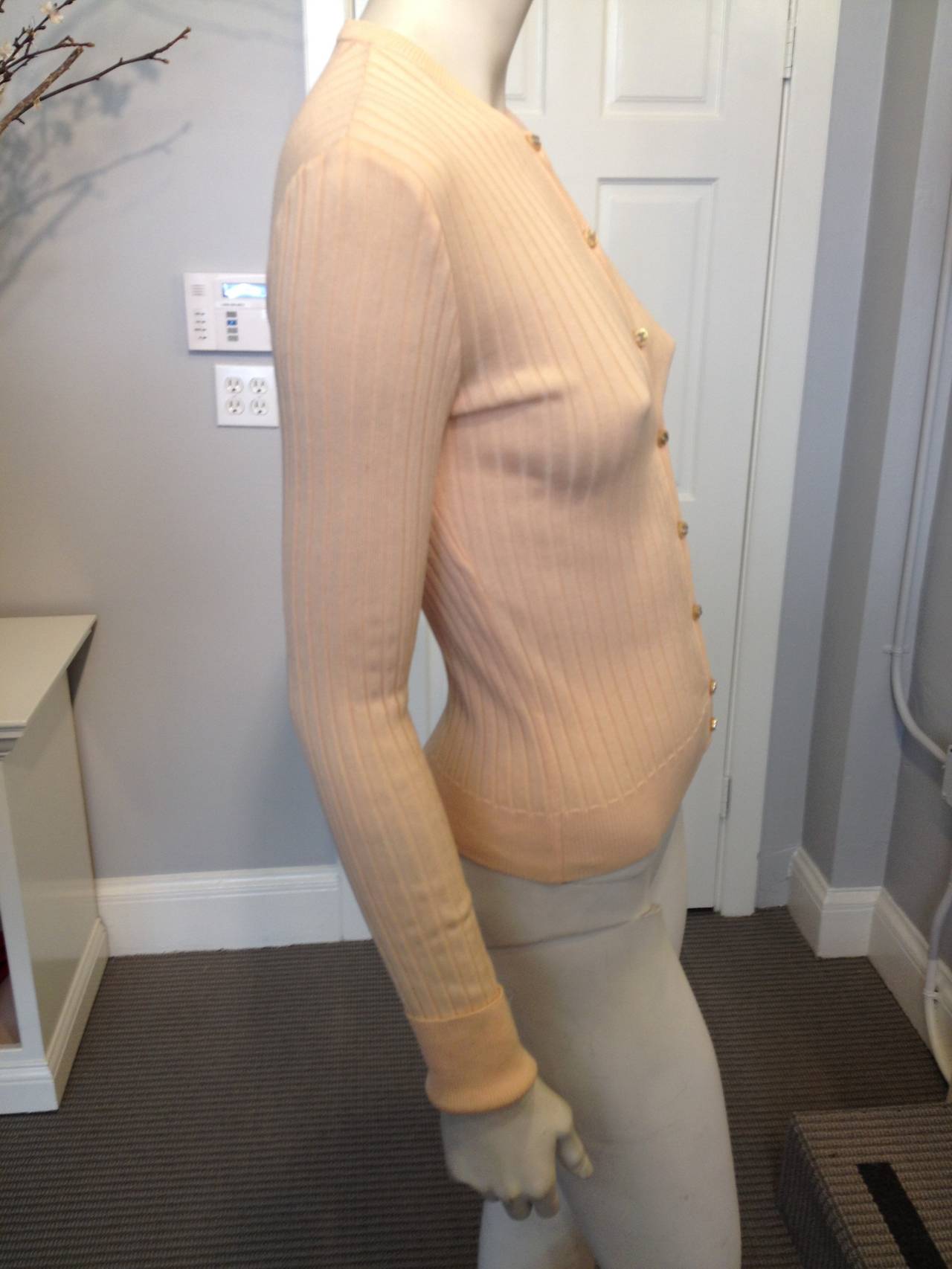 Chanel Peach Ribbed Cardigan In Excellent Condition In San Francisco, CA