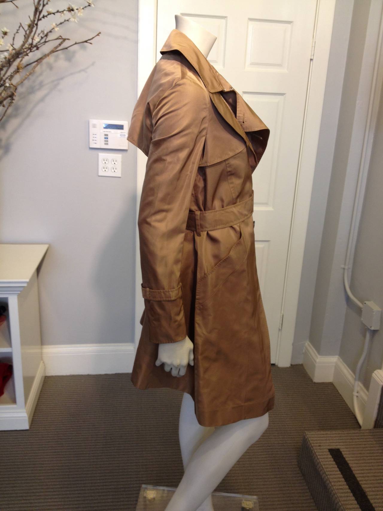 Valentino Khaki Silk Trench Coat In Excellent Condition In San Francisco, CA