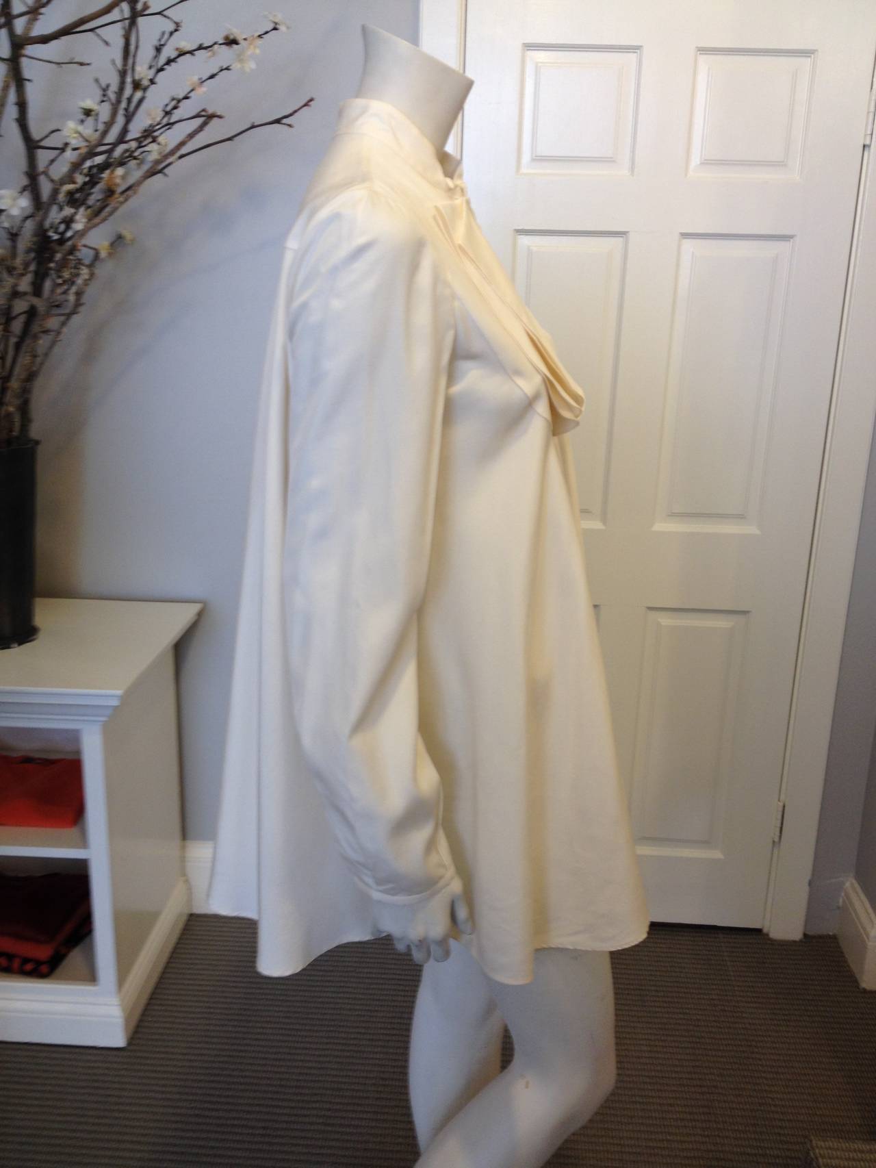 Alexander McQueen Cream Silk Ruffled Blouse In Excellent Condition In San Francisco, CA