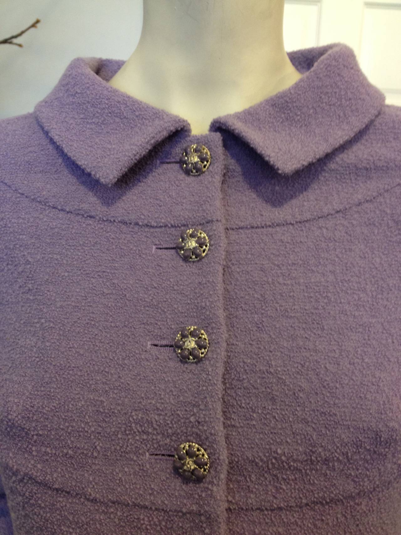 Chanel Lavender Tweed Suit with Purple Buttons In Excellent Condition In San Francisco, CA