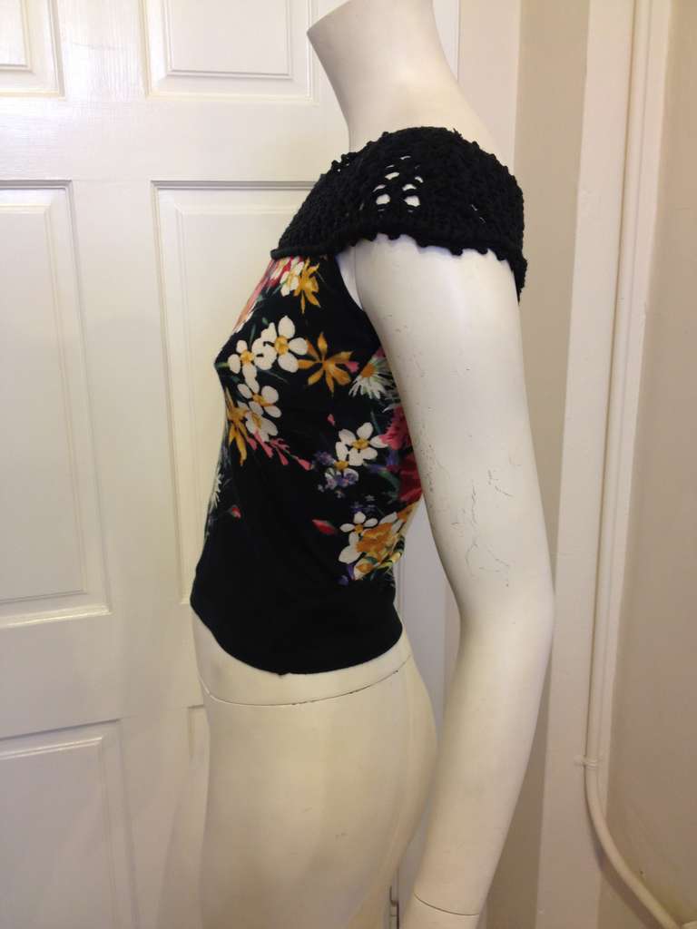 Blumarine Floral Knit Top In Excellent Condition In San Francisco, CA