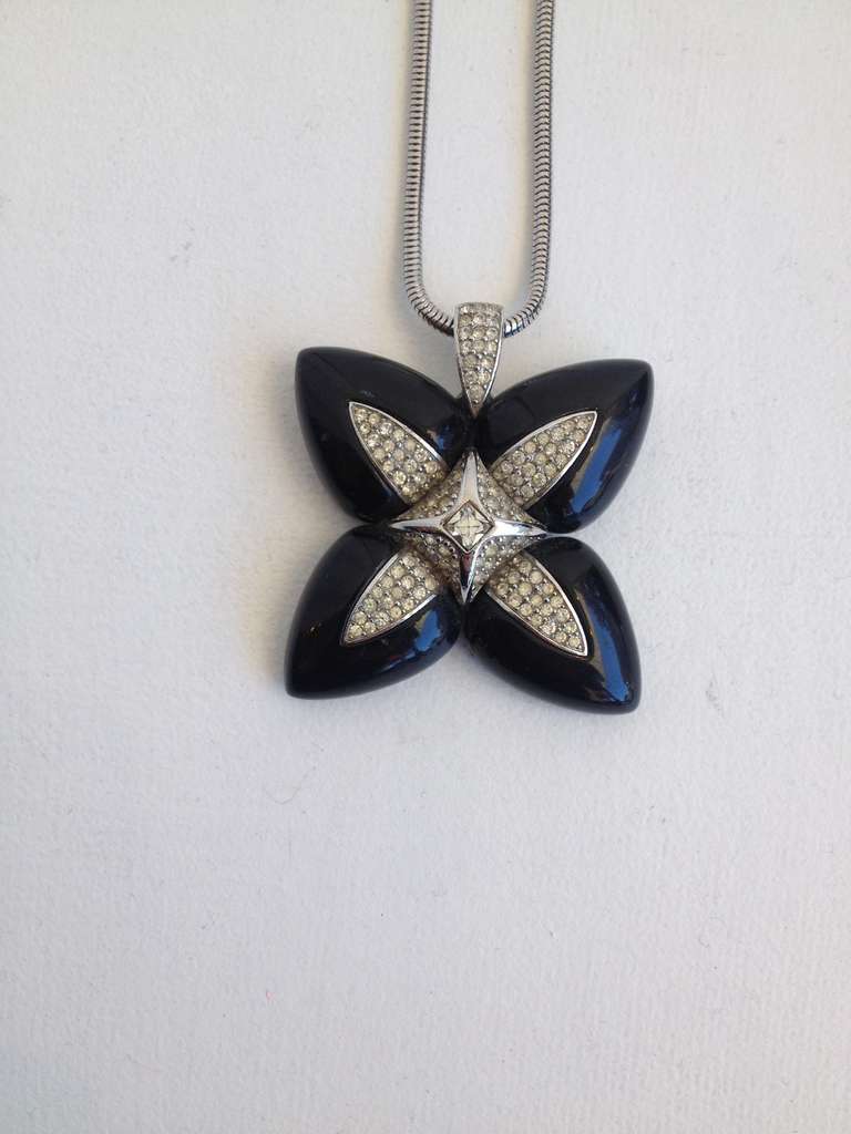 Givenchy Crystal Star Pendant Necklace In Excellent Condition In San Francisco, CA