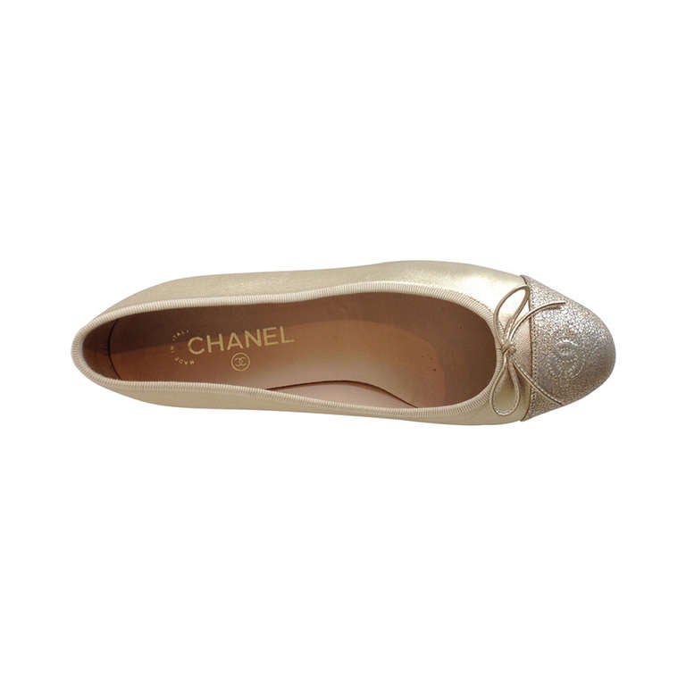 Chanel Tan and Black Cap-Toe Ballet Flats at 1stDibs