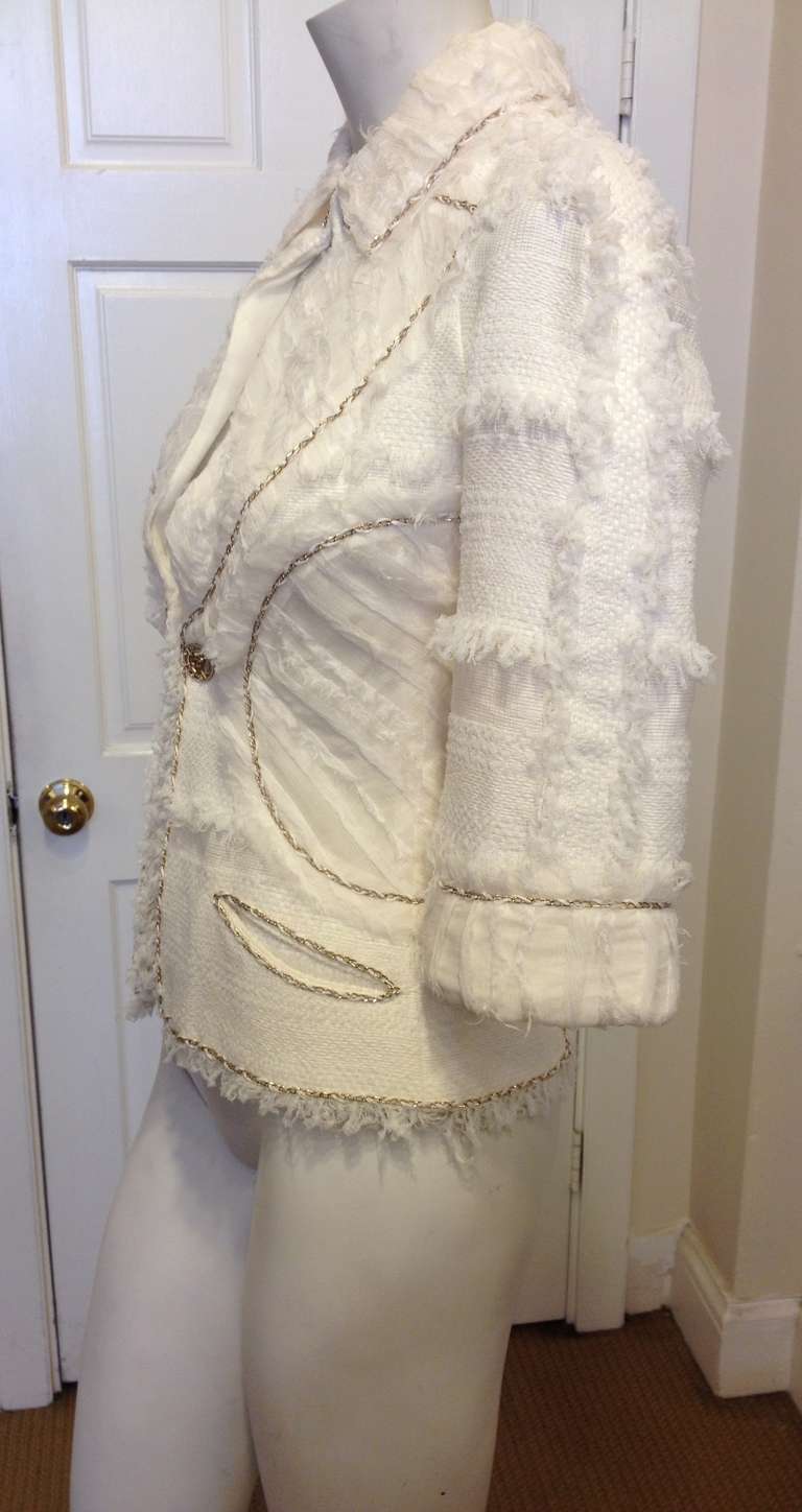 Chanel White Jacket In Excellent Condition In San Francisco, CA
