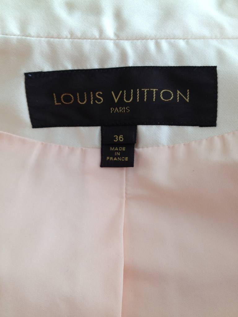 Women's Louis Vuitton Shell Pink Coat with Stripe