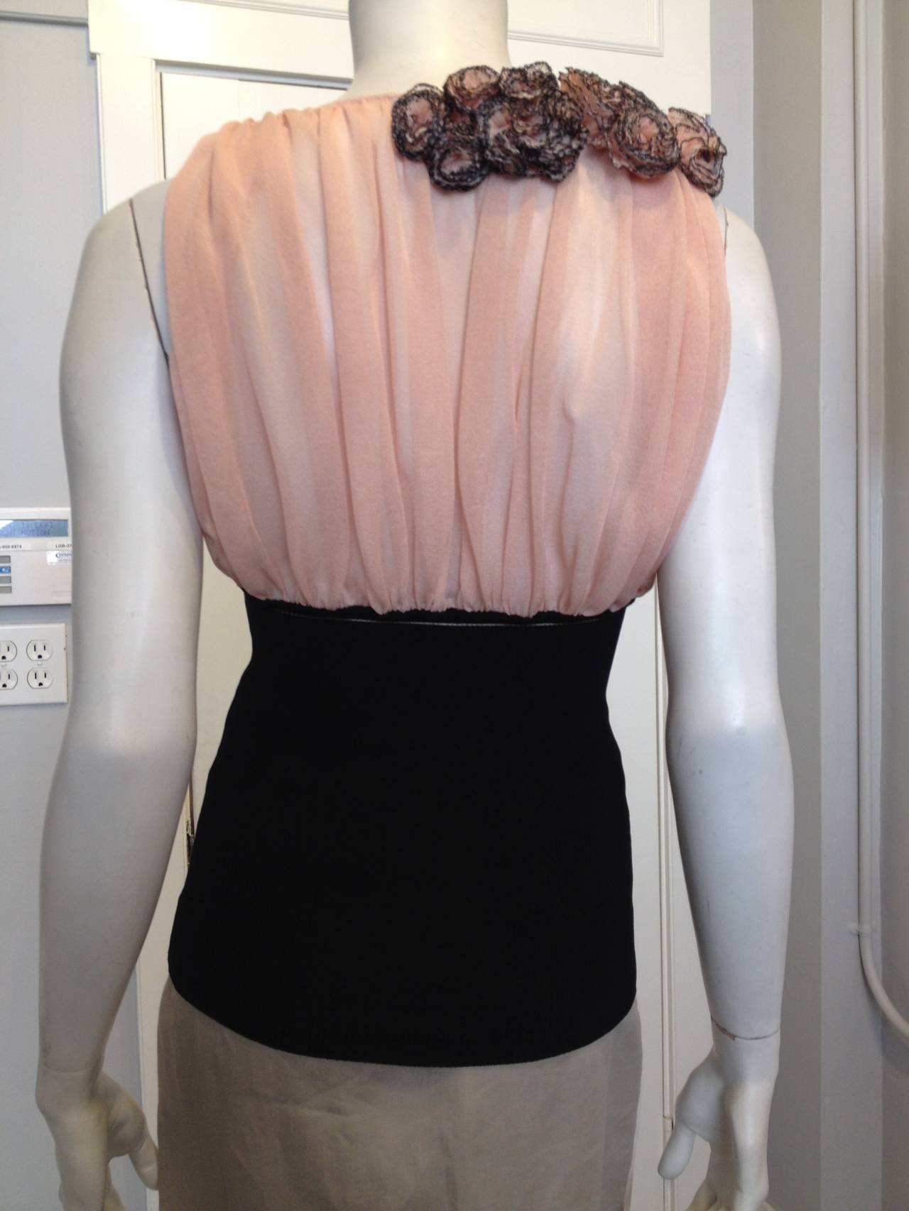 Roberto Cavalli Peach and Black Knit Top In Excellent Condition In San Francisco, CA