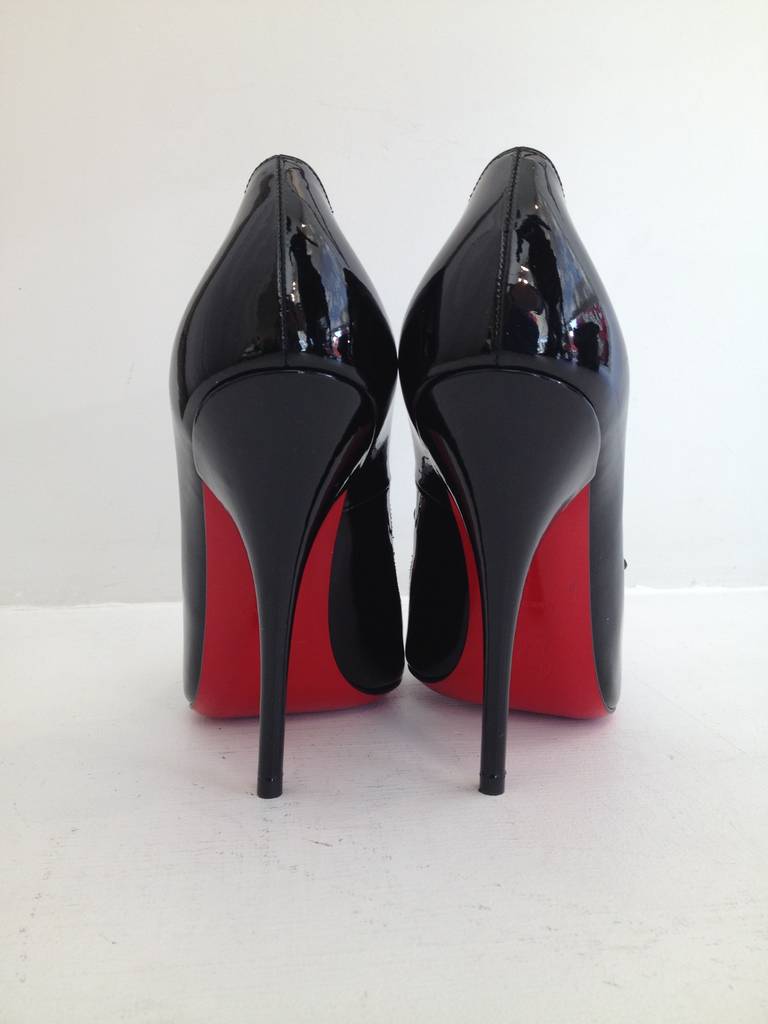 Women's Christian Louboutin Black Patent Heel