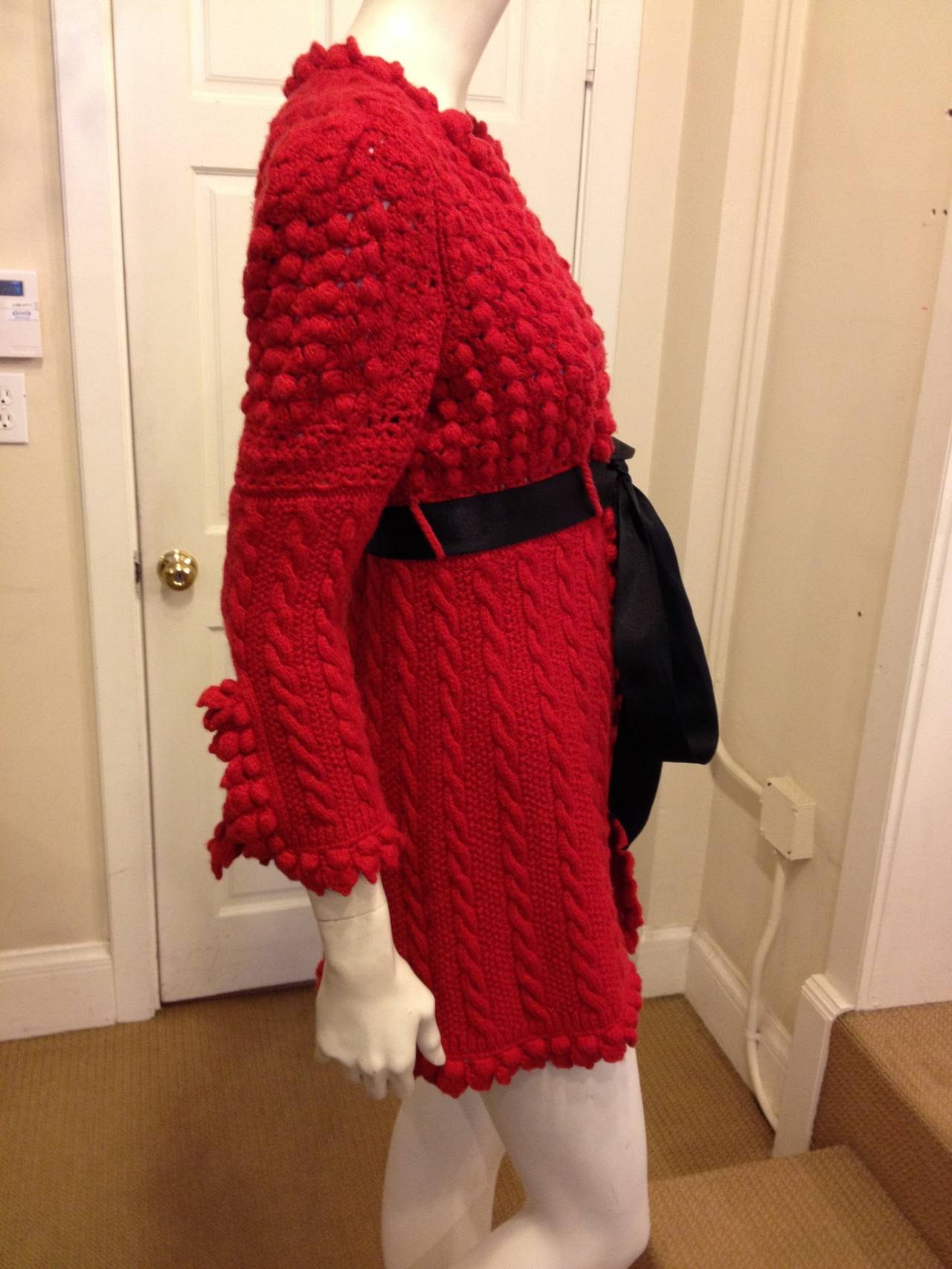 Oscar de la Renta Red Knit Cardigan with Belt In Excellent Condition In San Francisco, CA