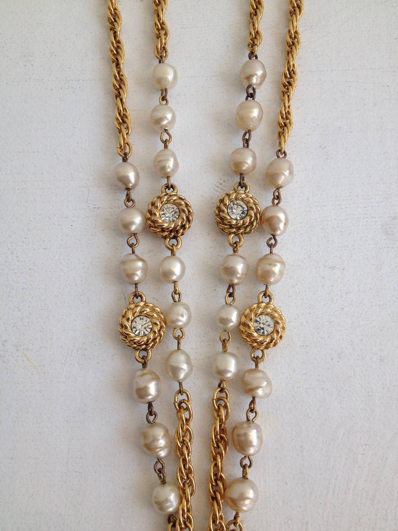 Contemporary Chanel Gold Necklace with Pearls and Magnifying Glass