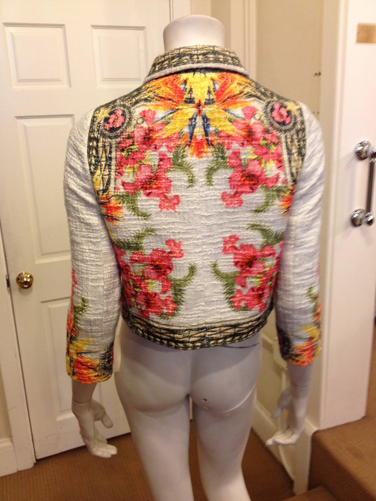 Givenchy Cream and Floral Cropped Jacket In Excellent Condition For Sale In San Francisco, CA