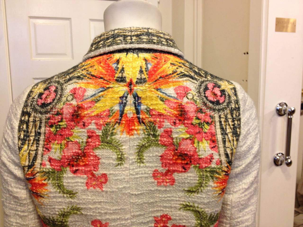 Givenchy Cream and Floral Cropped Jacket For Sale 1