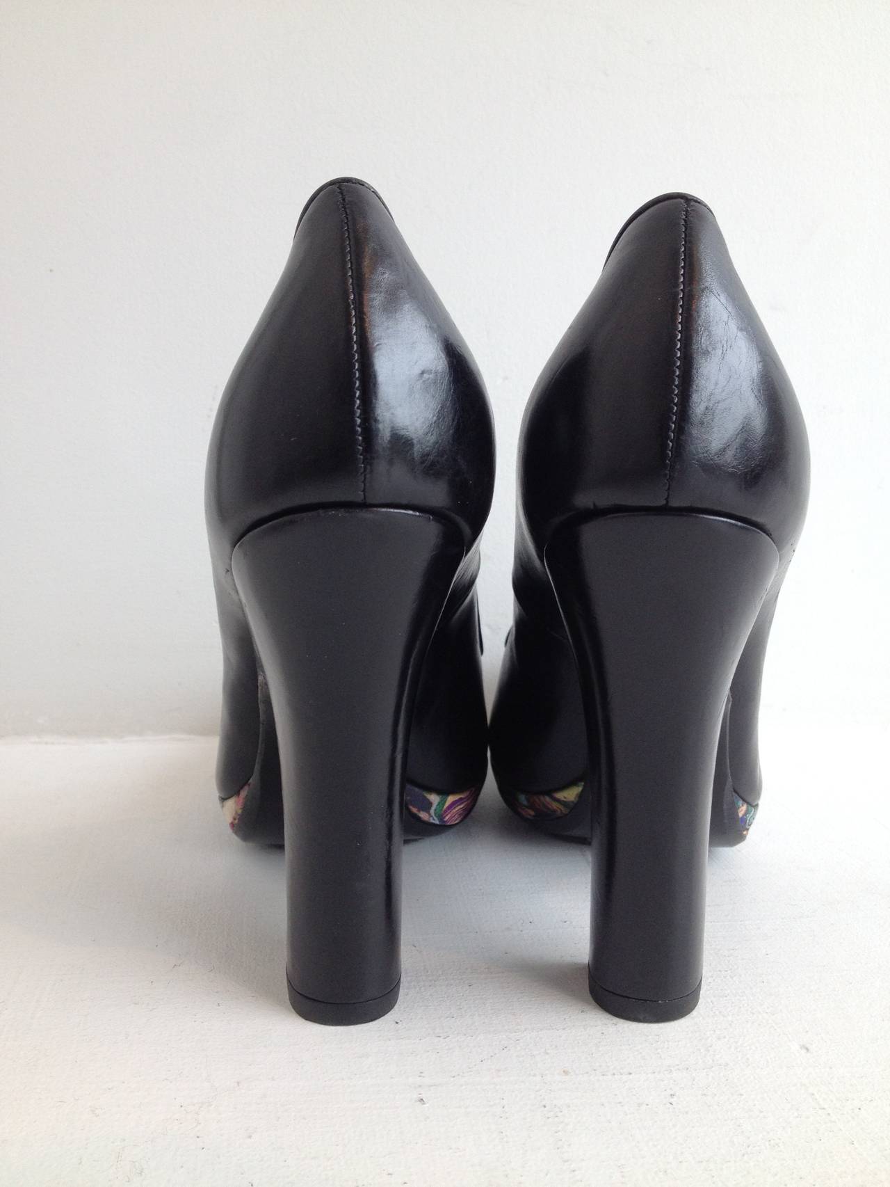 Dries van Noten Black Pumps with Marbled Inset In New Condition In San Francisco, CA