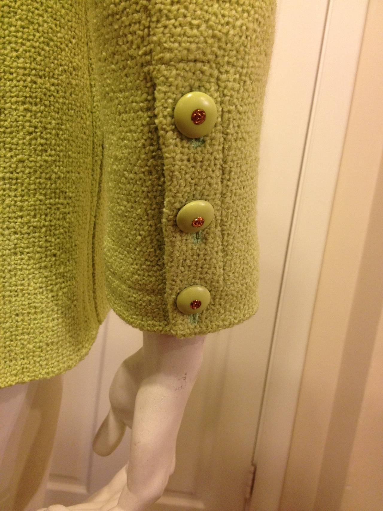 Chanel Bright Green Tweed Jacket In Excellent Condition For Sale In San Francisco, CA