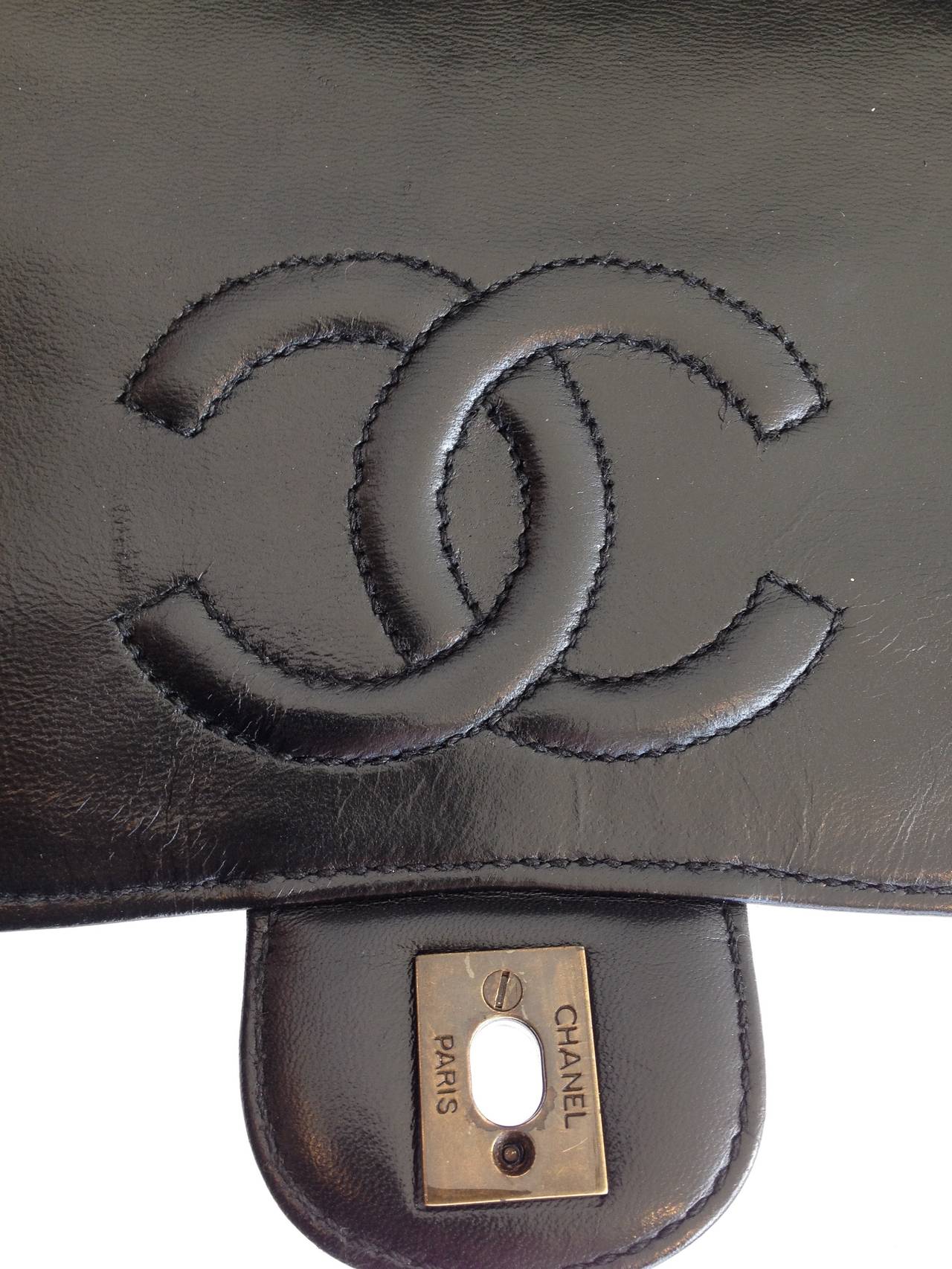 Chanel Black Classic Flap with Black Chain In Excellent Condition In San Francisco, CA