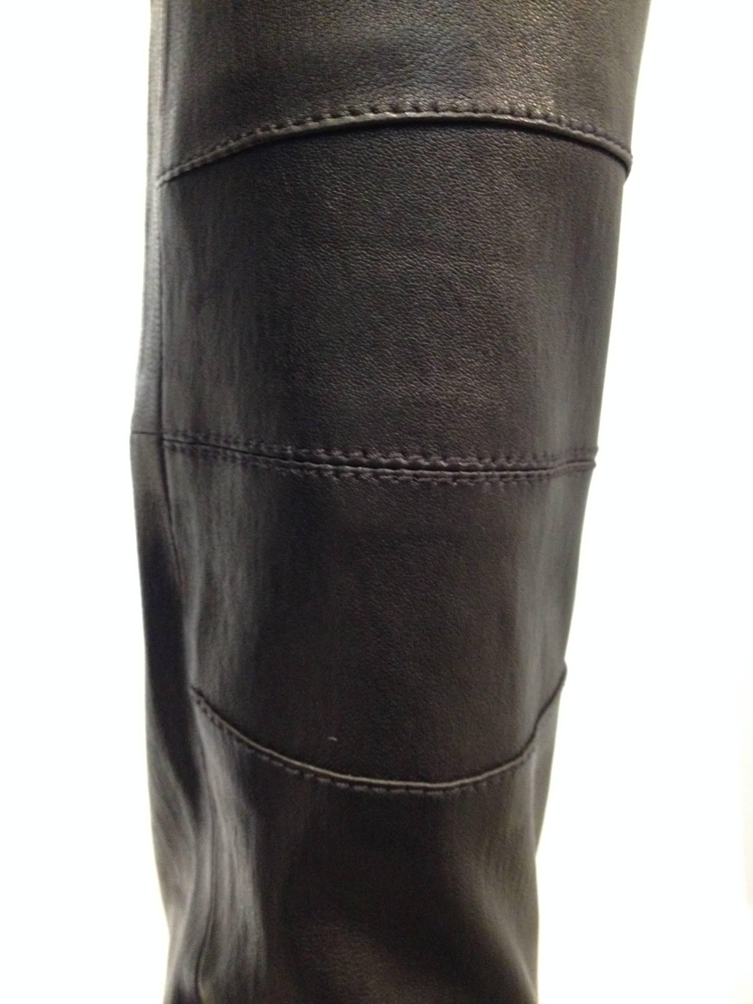 Women's Givenchy Black Leather Pants Size 38 (6)