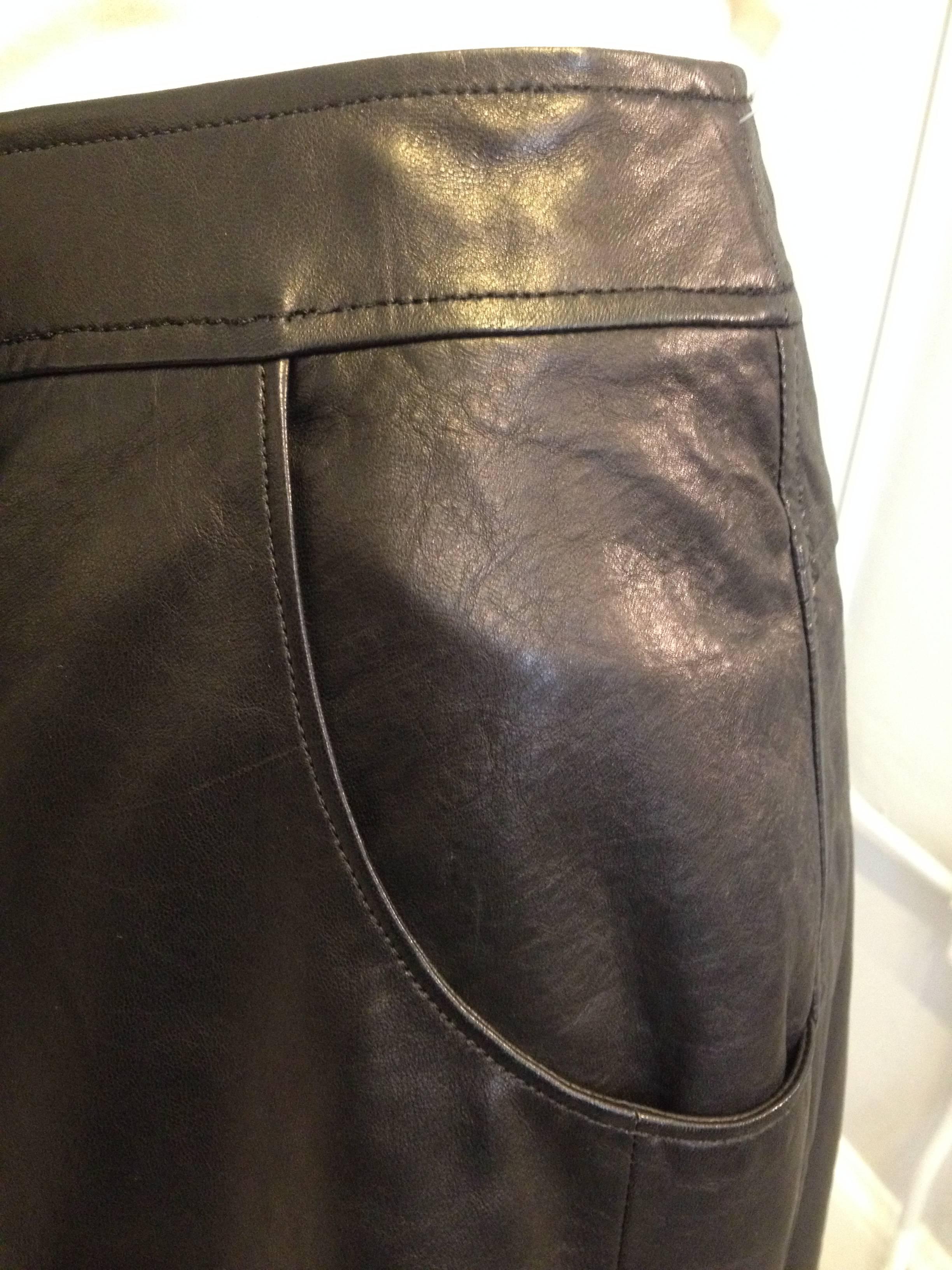 Women's Chanel Black Leather Culottes Size 42 (10) For Sale
