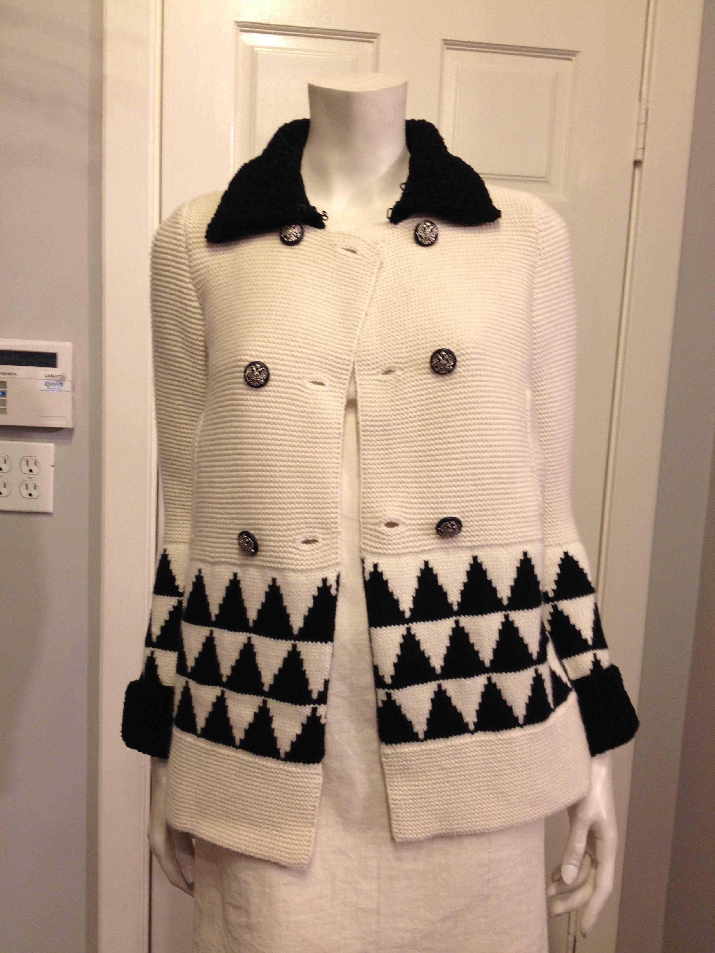 Chanel Cream and Black Knit Jacket In Excellent Condition In San Francisco, CA