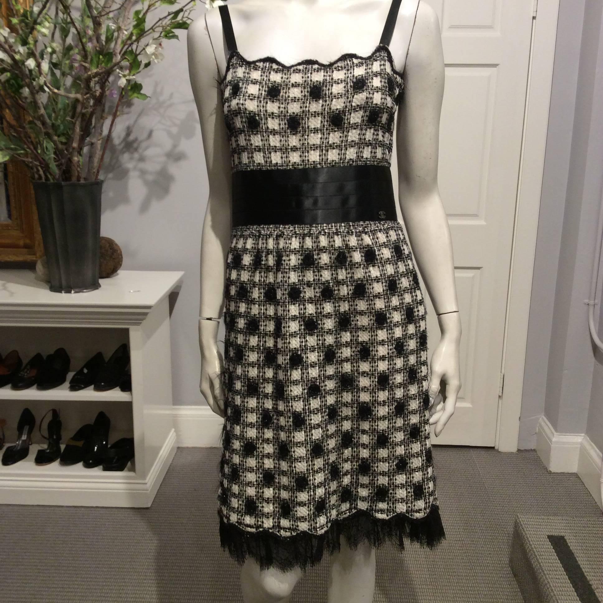 Women's Chanel Black And White Dress With Matching Jacket Sz 38 For Sale