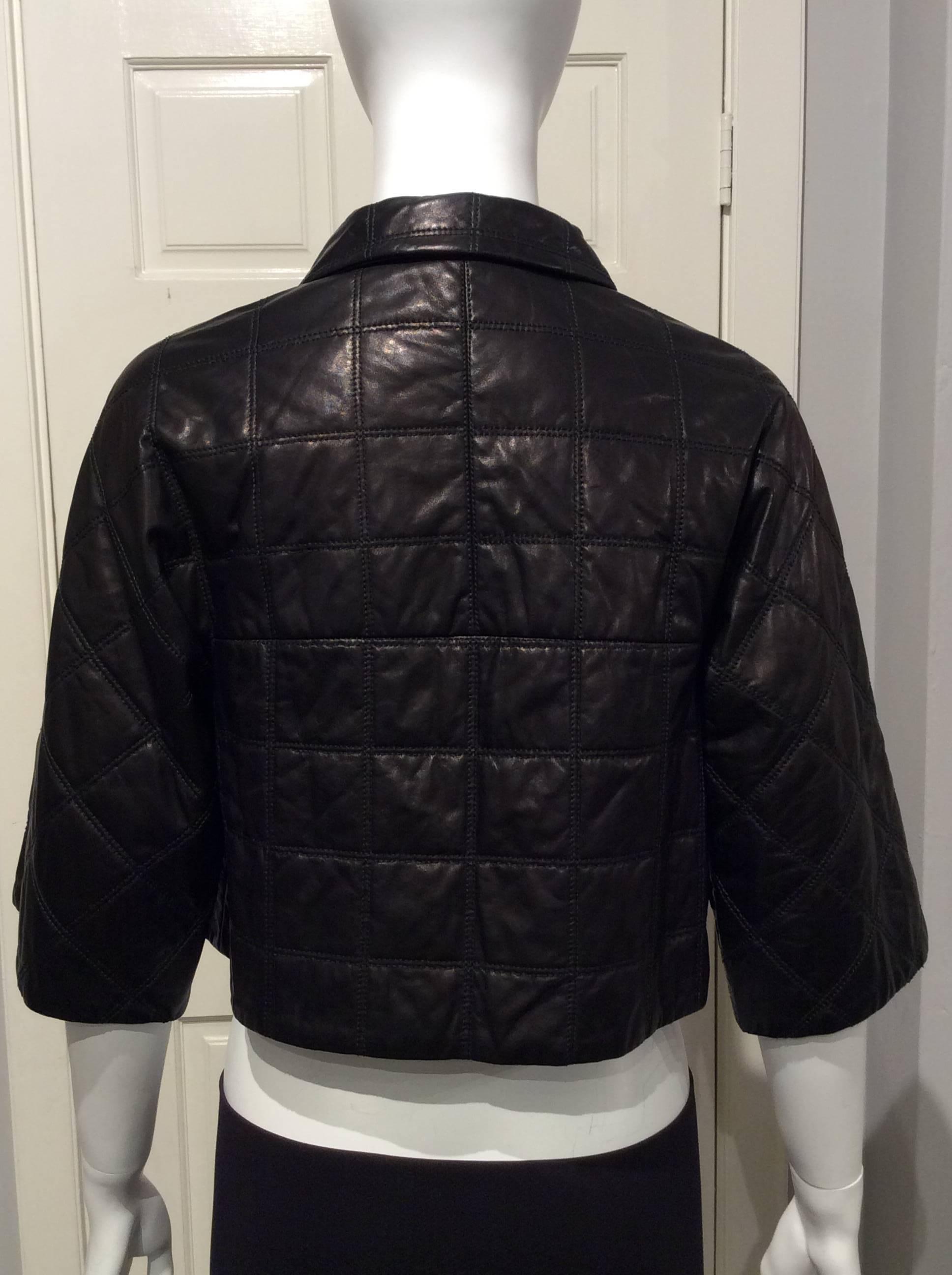 Prada Black With Quilted Pattern Leather Jacket Sz 38 (Us 2) In Excellent Condition For Sale In San Francisco, CA