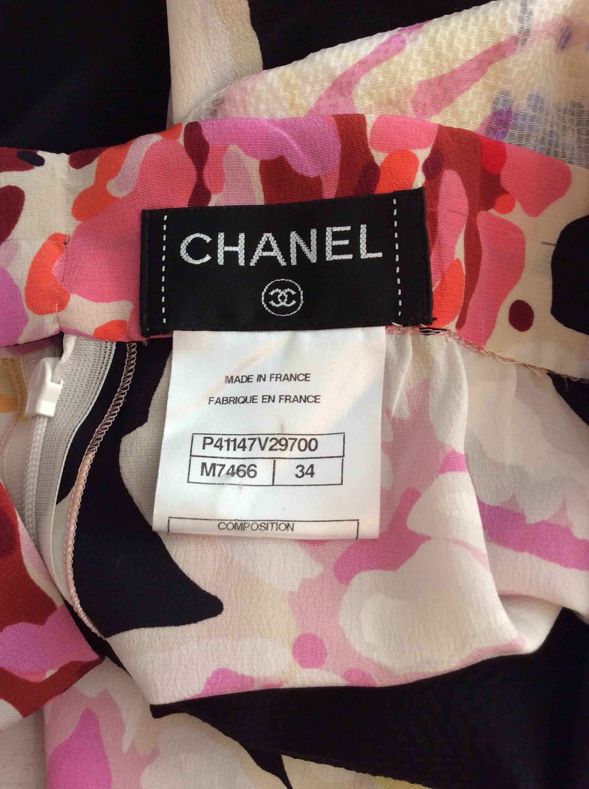 Women's Chanel Black Silk Top w/ Multicolored Camellias and Gunmetal Baubles Sz34/Us2