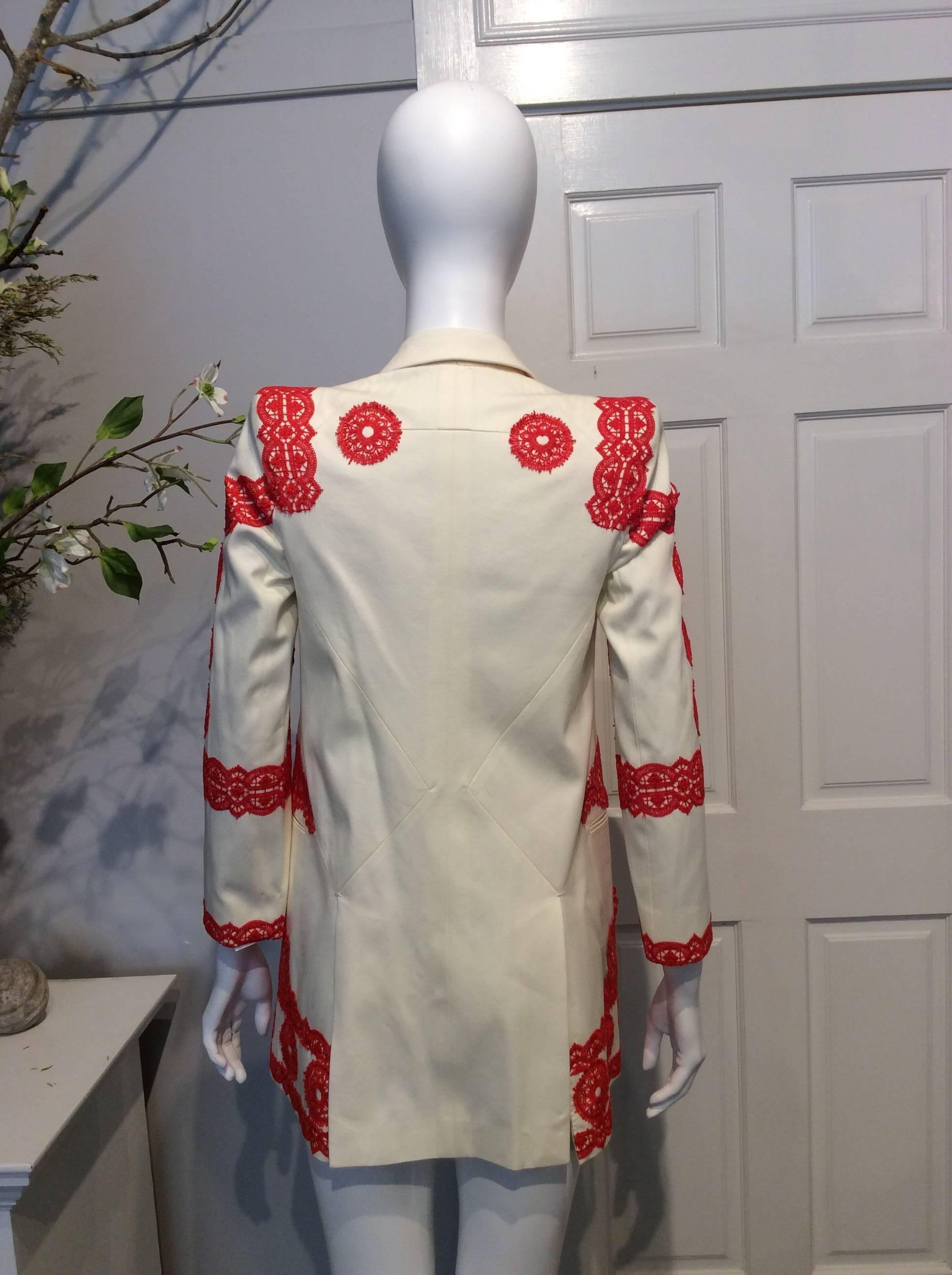 Givenchy Ivory Cotton Jacket with Deep Coral Lace Stitching Sz Fr34/Us2 In Excellent Condition For Sale In San Francisco, CA